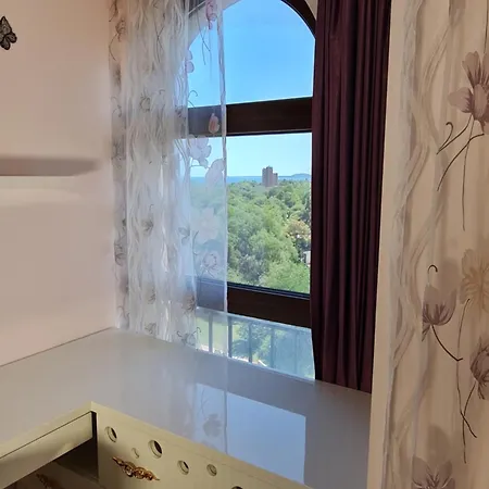 Appartamento луксозен в резиденция лазурен бряг Burgas