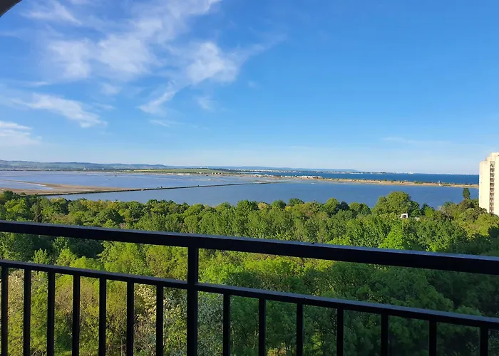 луксозен в резиденция лазурен бряг