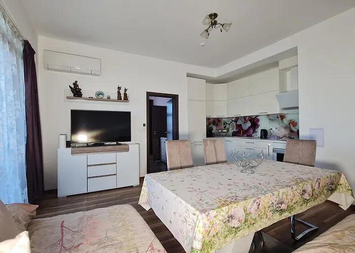 луксозен в резиденция лазурен бряг Apartment